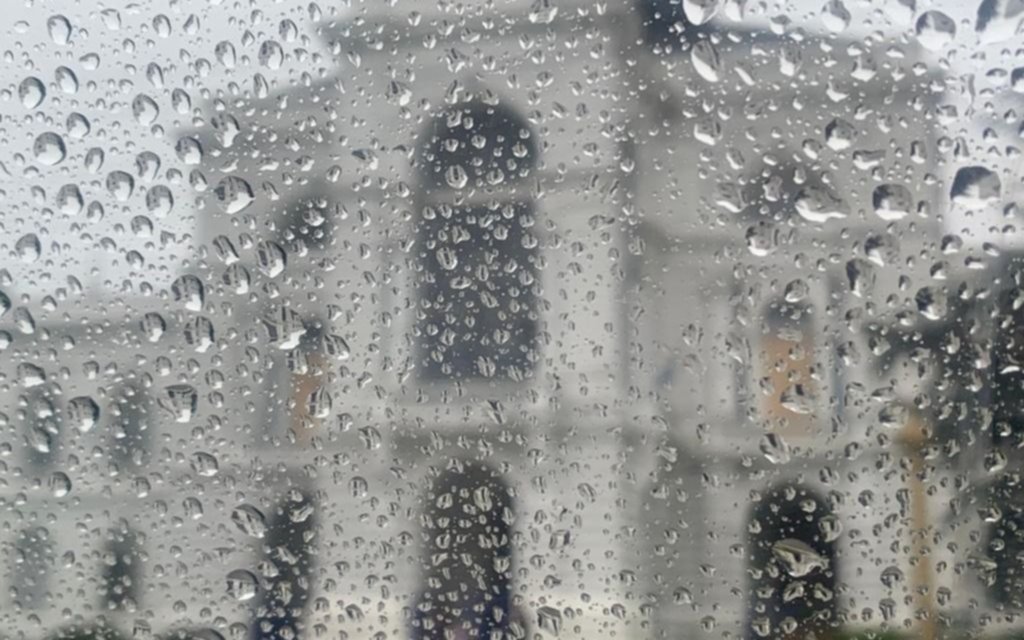 Llegó la ciclogénesis a La Plata: cuándo se va la tormenta y llega el frío