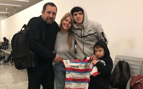 El drama de una familia de La Plata en España por un joven rugbier en estado de coma