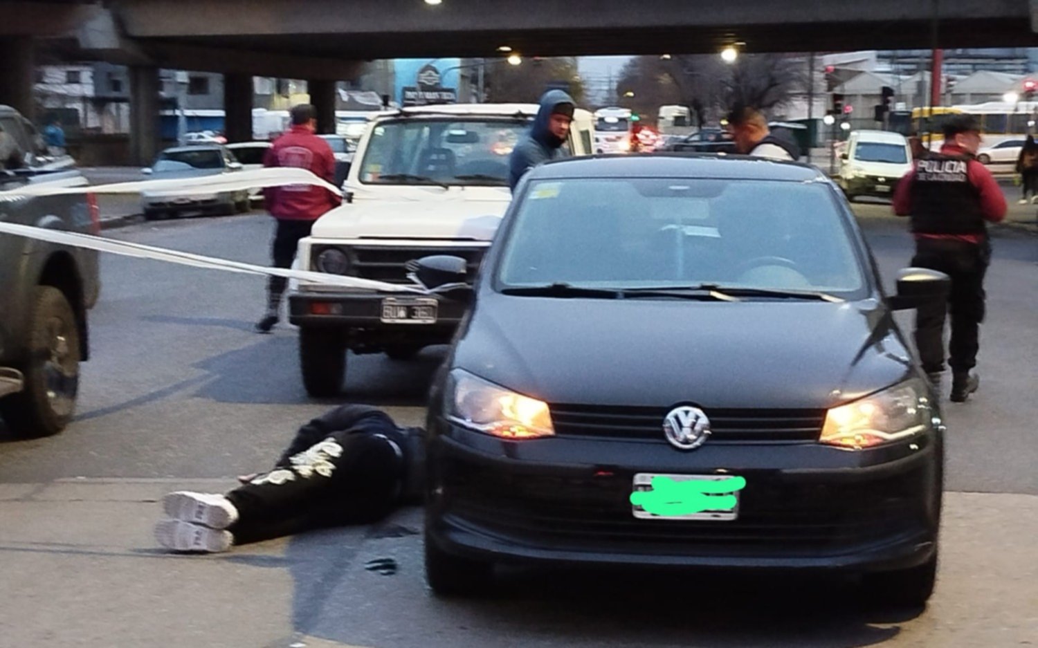 Tiroteo en Constitución: un delincuente muerto y un prófugo