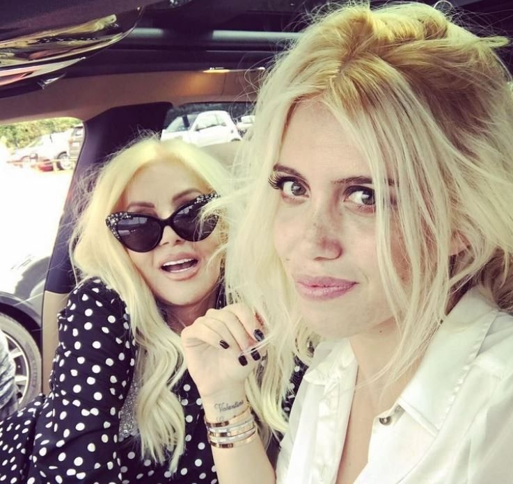 El dolor de Wanda Nara a poco del Día del Amigo: ¿traicionada por Susana Giménez?