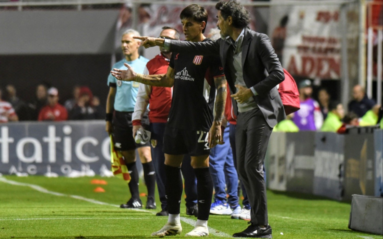 ¿Eduardo Domínguez afuera del banco ante Huracán?: cuál es la razón y como pueden evitarlo