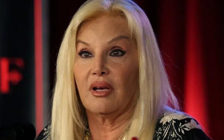 La pelea viene de los años 90: Susana Giménez destrozó a Graciela Alfano por el tapado que usó María Julia Alsogaray