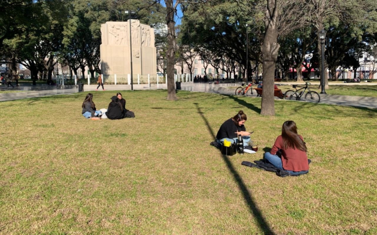 Sábado fresco, pero soleado a la tarde: ¿cómo sigue el tiempo en La Plata?
