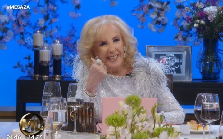 Mirtha Legrand recibió en su mesa a una diva para hacer las pases y recuperar la amistad