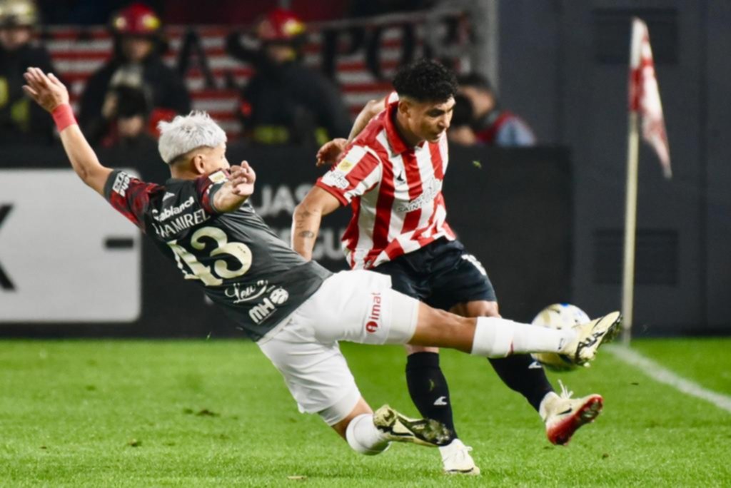 Detalles de las salidas de tres futbolistas albirrojos