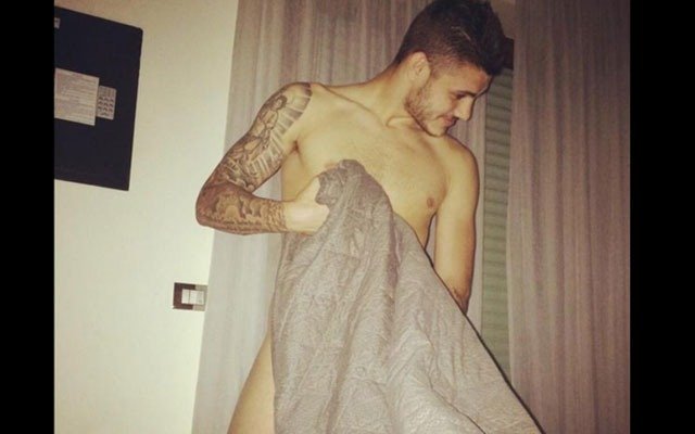 Fuego: los polémicos y ardientes mensajes de Mauro Icardi a una vedette uruguaya ¿Y la China Suárez?