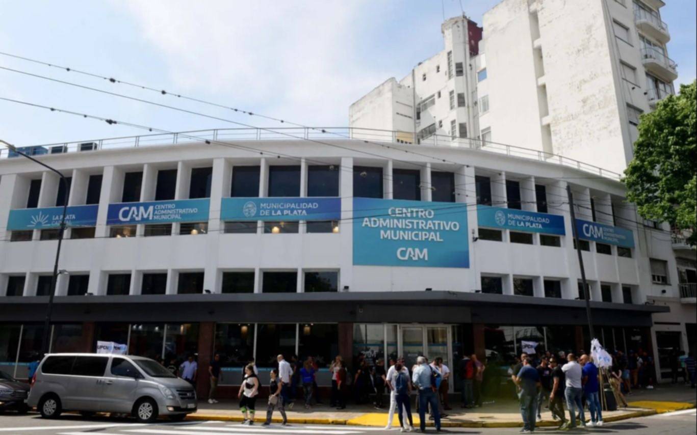 Anunciaron nuevo aumento salarial a trabajadores municipales de La Plata