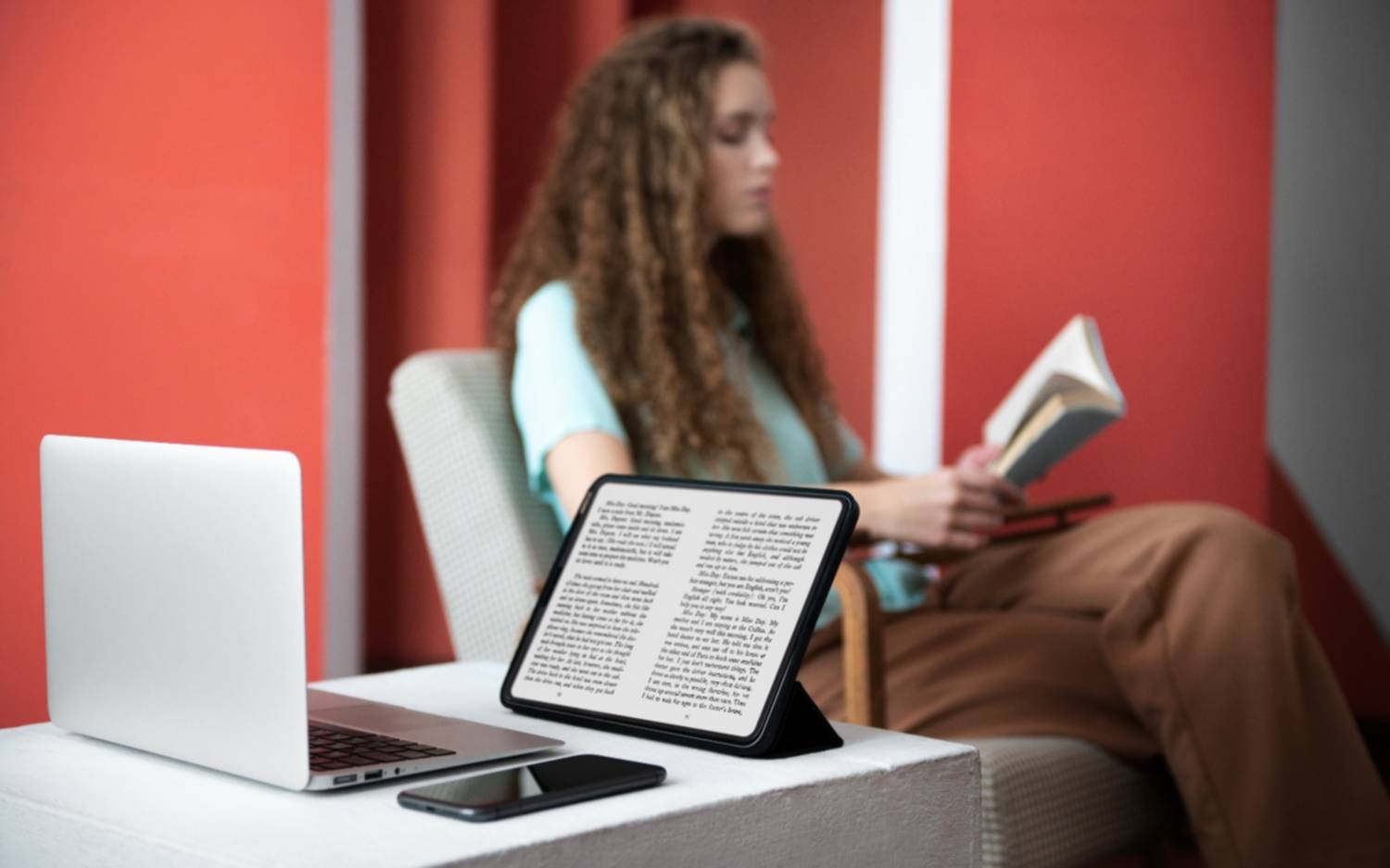¿Libro físico o digital? La irrupción de la pantalla en la lectura