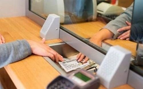Los bancos del interior desafían al colchón con tasas superiores al 35%