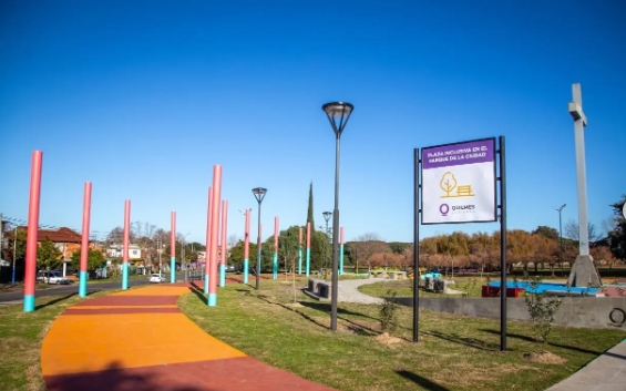 Vandalismo en baños del Parque de la Ciudad de Quilmes obliga al cierre temporal de sanitarios