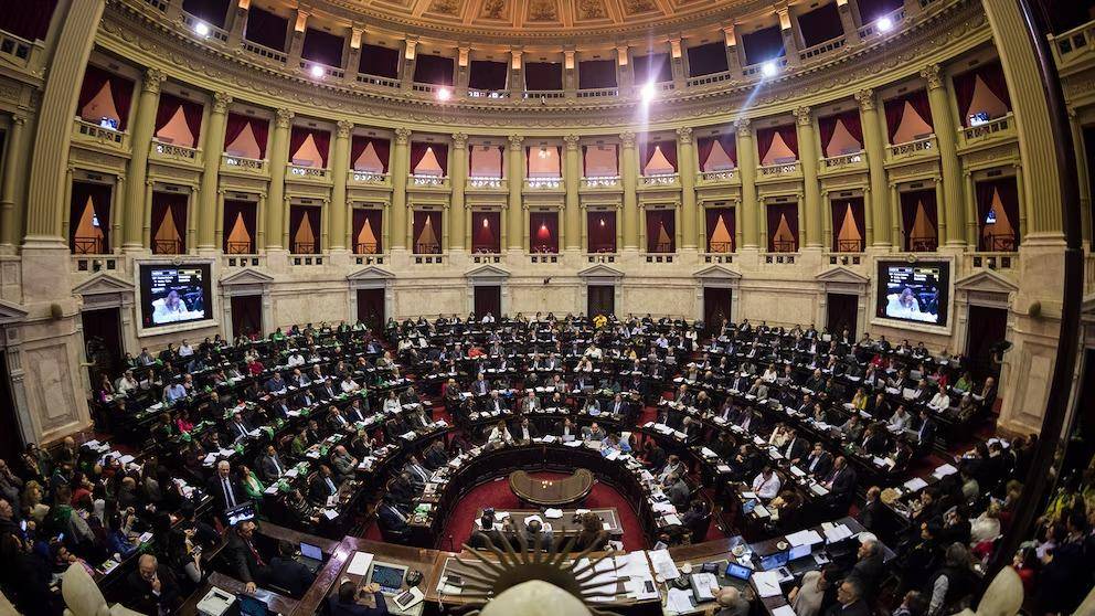 Quieren que Diputados sesione en pleno receso de invierno