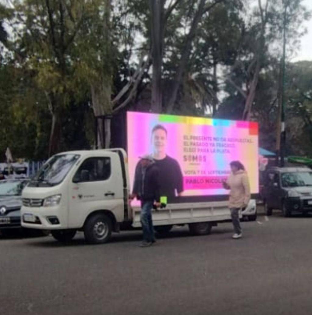 Nicoletti se metió en la polémica por los hospitales