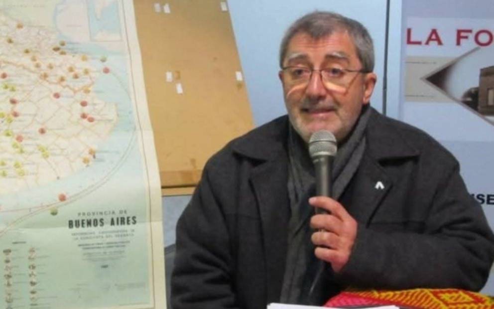 Murió el reconocido historiador argentino Alberto Julio Fernández: investigan si fue asfixiado en su casa