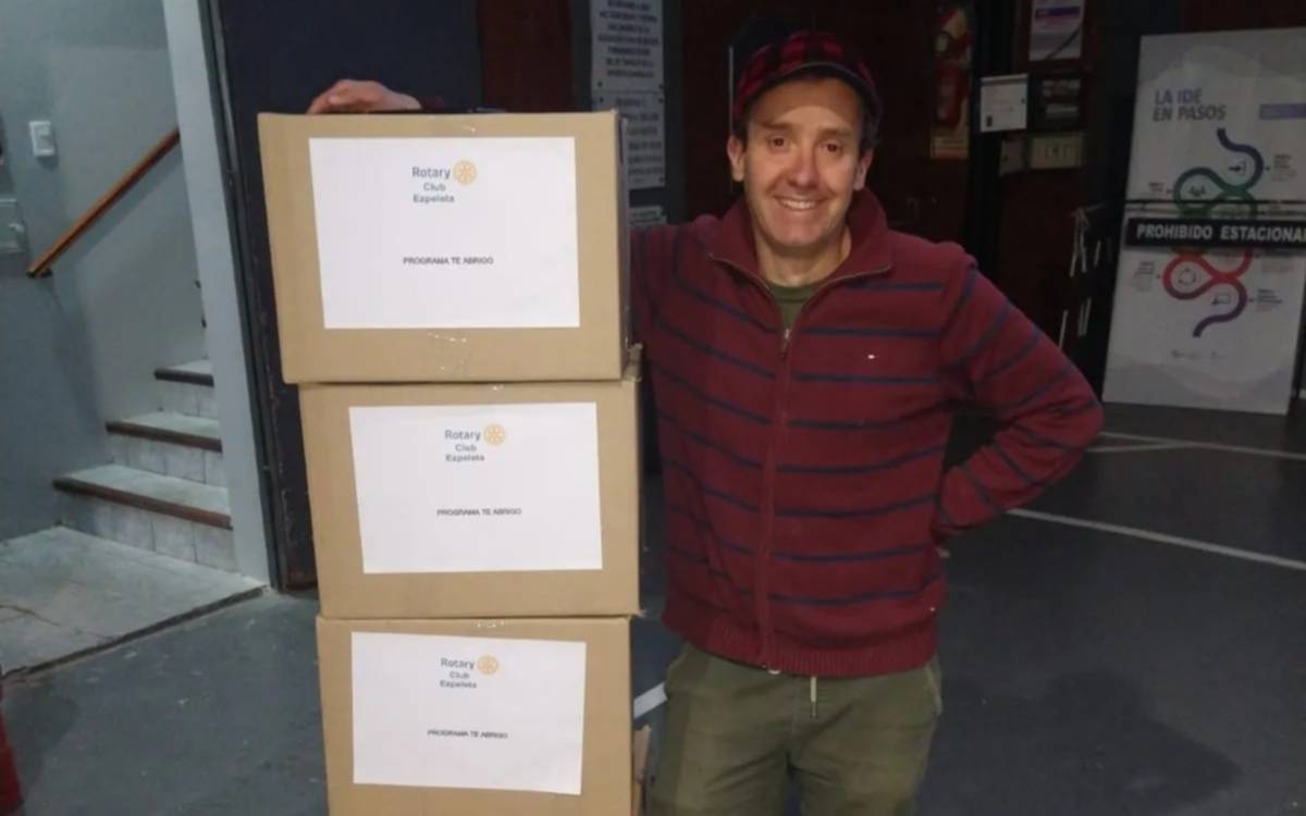 Rotary Club Ezpeleta se une a campaña “Te Abrigo” para asistir a personas en situación de calle en Quilmes