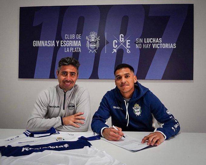 Lomónaco se entrenó y fue presentado