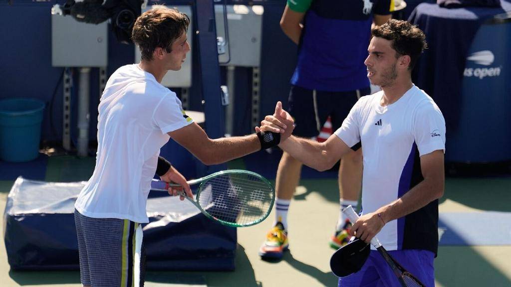 Duelo argentino Etcheverry y Cerúndolo se cruzan en Montreal