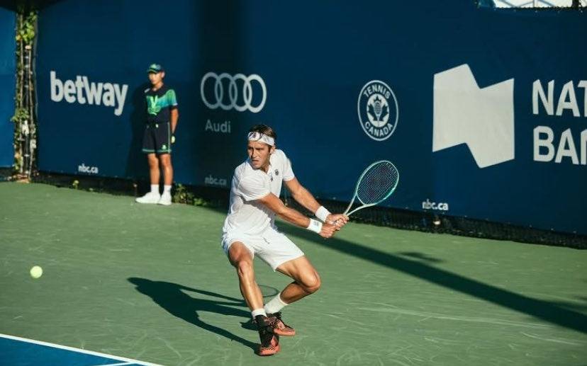 El platense Tomás Etcheverry cayó ante Francisco Cerúndolo en el cruce de argentinos del Masters 1000 de Toronto