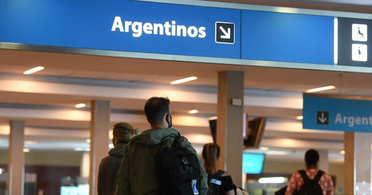 Ciudadanía argentina: el trámite no lo puede realizar Migraciones | El Dia