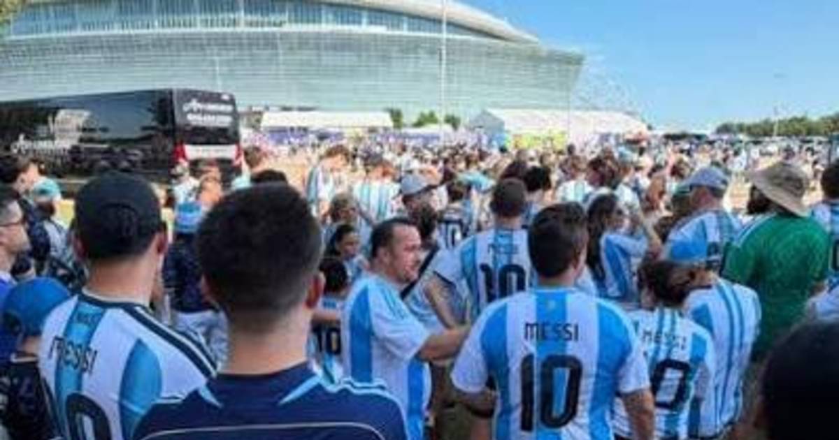 Cuatro hinchas tendrán prohibido ingresar a los estadios en Argentina | El Dia