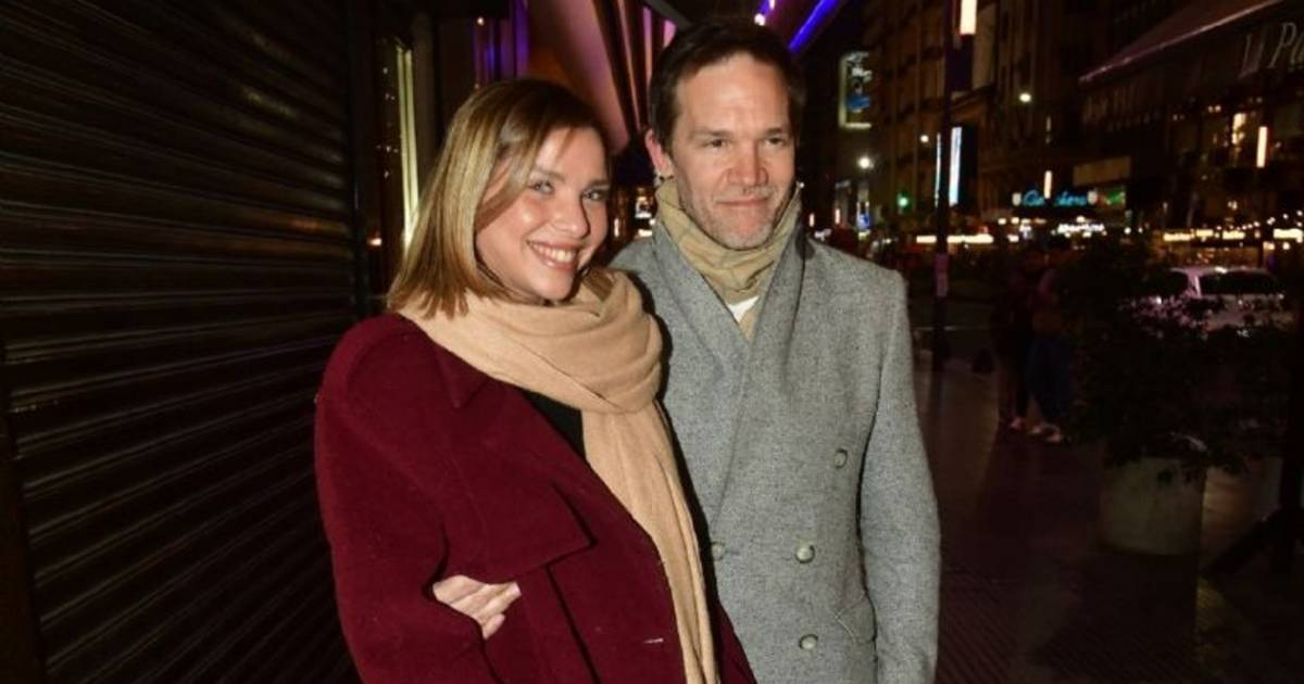 A sus 52 años, Juan Gil Navarro tiene nueva novia: quién es Rosario Páscolo, la joven de 27 que lo enamoró | El Dia