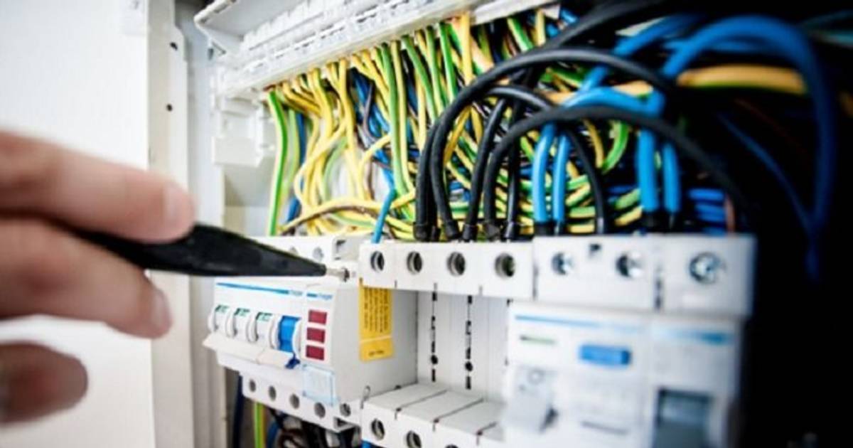 Más quejas en La Plata por baja tensión y cortes de luz | El Dia