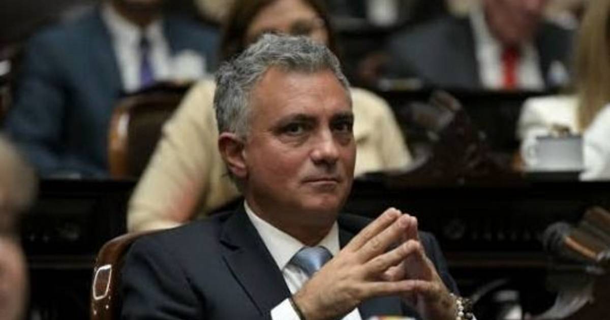Libertarios apuntan contra Kicillof por una licitación millonaria | El Dia