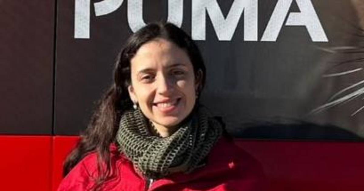 Reconocen a la bombera platense que fue a Venezuela | El Dia