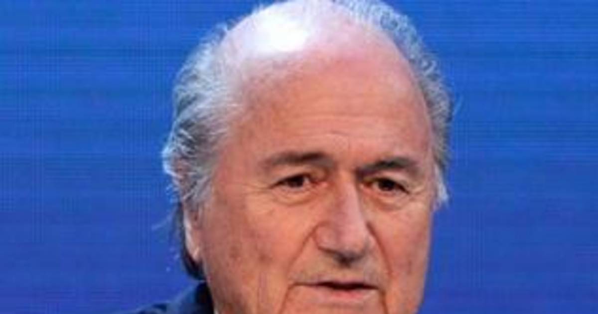 Blatter, indignado: Las tarjetas rojas no se anulan por llamadas políticas | El Dia