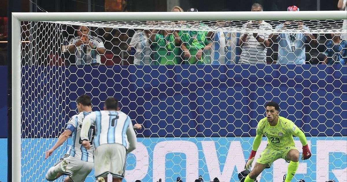 VIDEO. Falló Messi: el penal atajado por el arquero de Egipto | El Dia