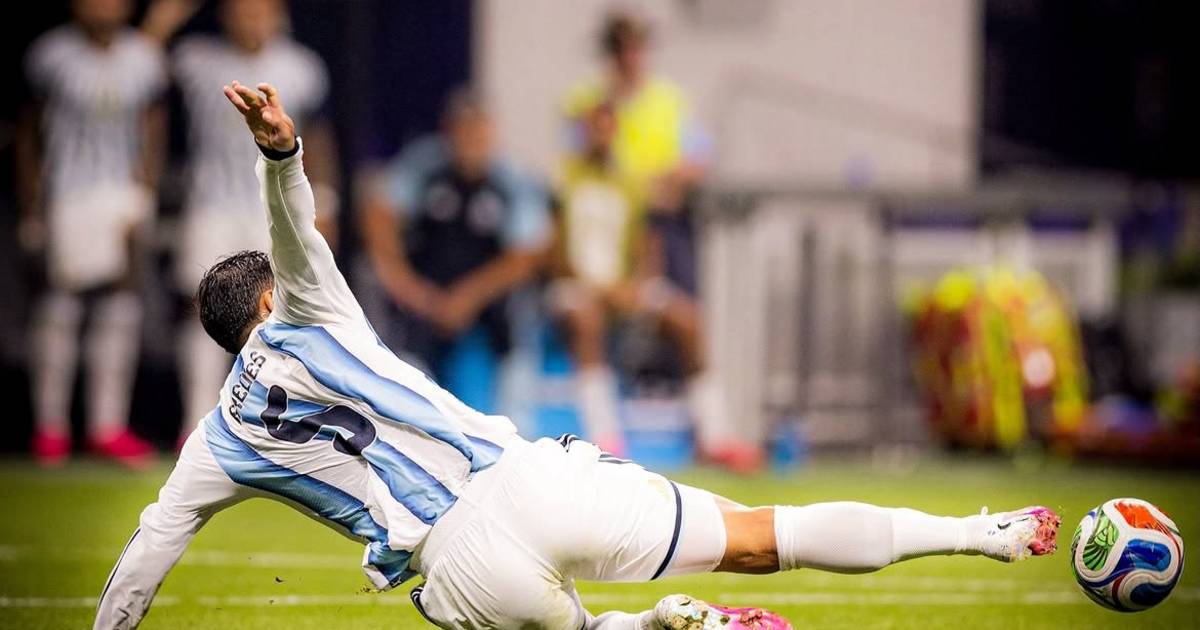 De la nada a la gloria me voy: así fue la salvada de Leandro Paredes que mantuvo con vida a la Selección | El Dia