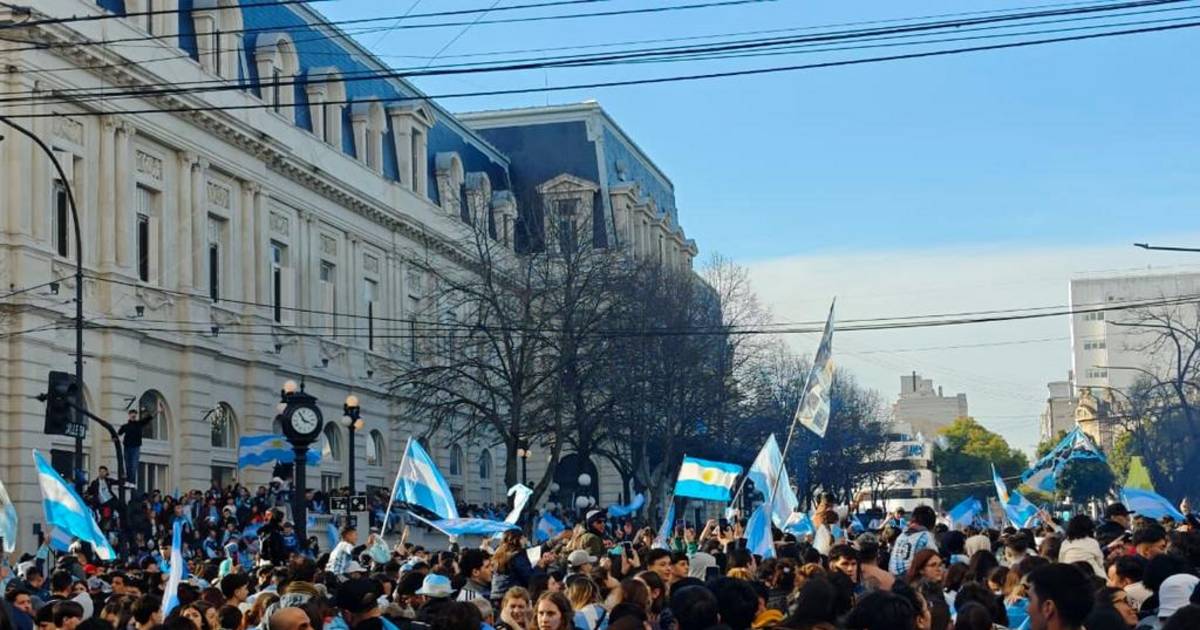 Sufrimiento por la transitoria eliminación y explosión con festejos para cerrar el día | El Dia