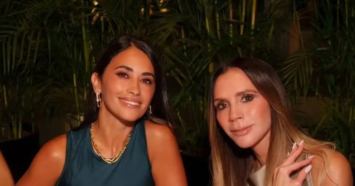 "Madame Messi": Antonela Roccuzzo fue invitada de honor en la inauguración de la boutique de Victoria Beckham, el look y los invitados | El Dia