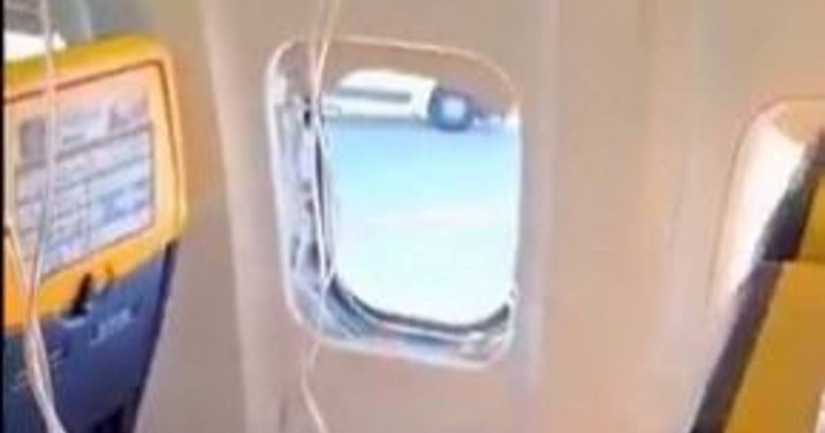 Pánico en pleno vuelo al romperse una ventanilla: un pasajero herido | El Dia