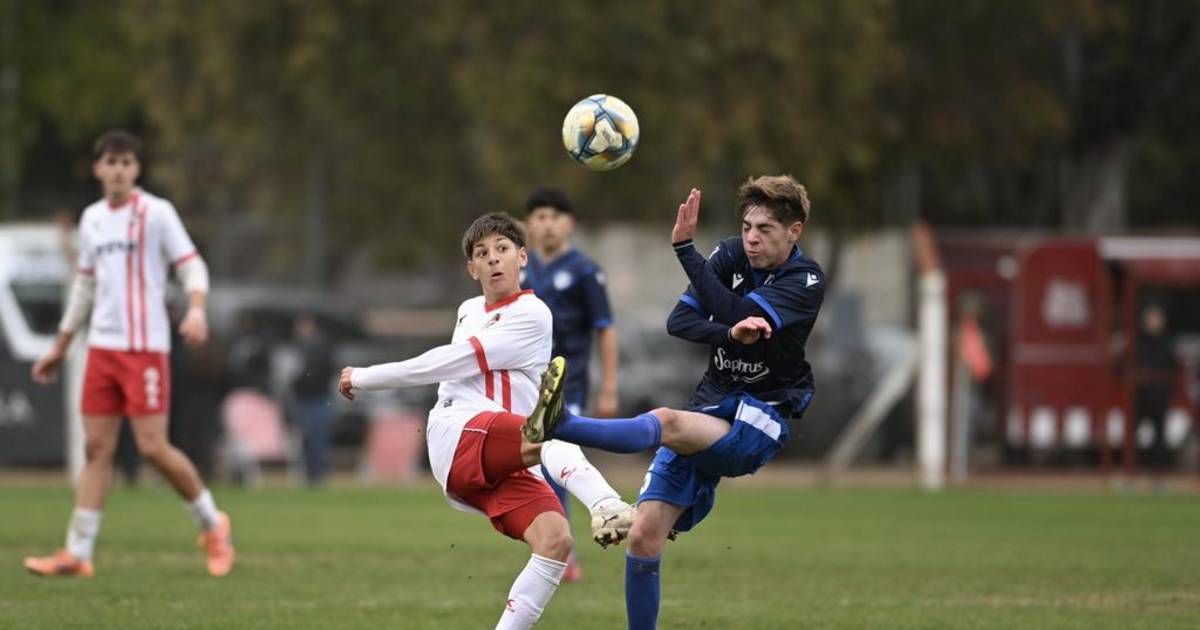 Las Juveniles del Pincha no hicieron pie ante el Fortín | El Dia