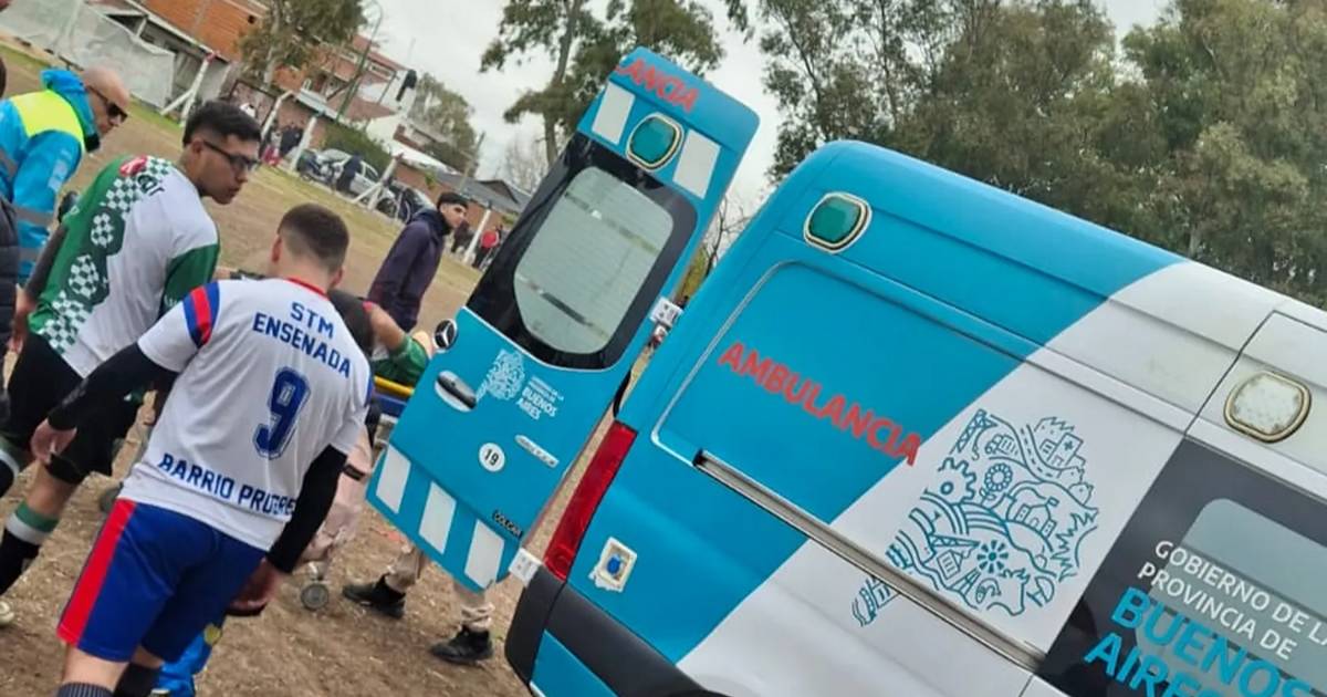 Una batalla campal en medio de un partido en Ensenada terminó con dos heridos | El Dia
