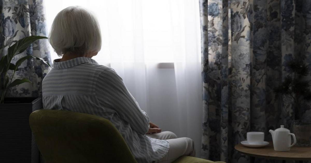 Cuando nadie golpea la puerta: la soledad de los adultos mayores, un problema que crece en silencio | El Dia