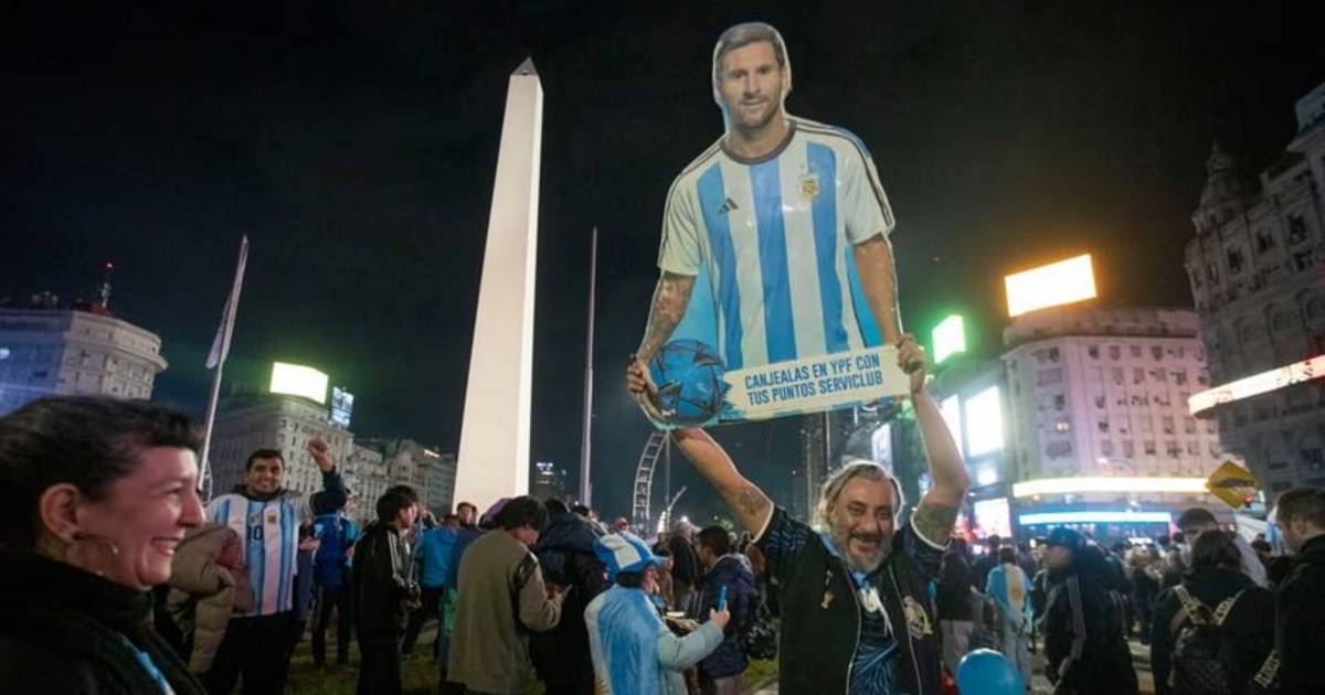 ¿Lunes feriado para recibir a la Selección Argentina? Le meten presión a Milei por el decreto | El Dia