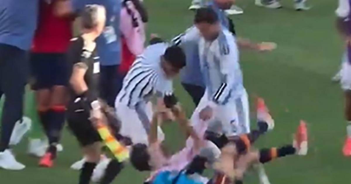 La pelea en el final entre jugadores que la televisión no mostró | El Dia