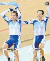 El primer título olímpico vino en bici, con Curuchet y Pérez