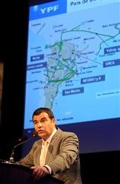 YPF: socios extranjeros y más exploración