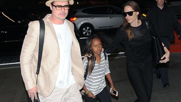 Afirman que la hija adoptiva del matrimonio Pitt-Jolie quiere volver con su madre biológica