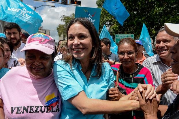 Impiden a opositora ser candidata en Venezuela
