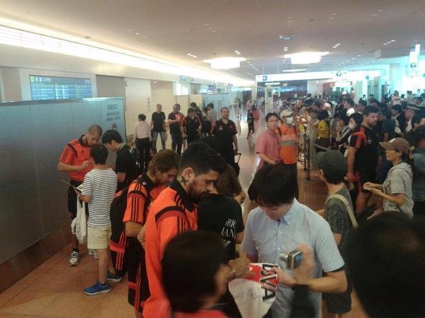 River espera en Osaka el partido de mañana