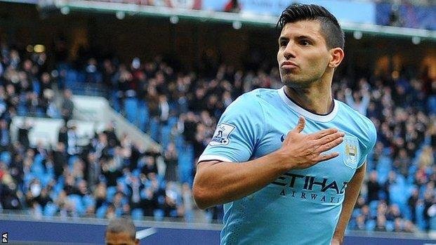 Con el Kun Agüero, el City derrotó al Everton y quedó puntero en la Premier