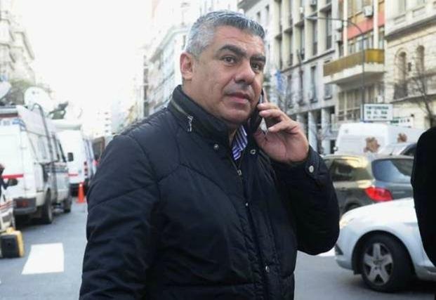 El ascenso volvió a amenazar con no empezar la temporada