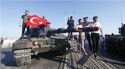 El fallido golpe de Estado le costará a Turquía unos 100 mil millones de dólares