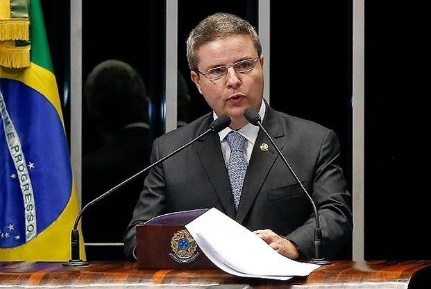Se formalizó el pedido para que Dilma Rousseff sea destituida