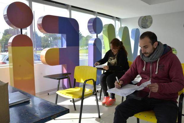 Video: Nueva oficina para tramitar la licencia de conducir en Tolosa
