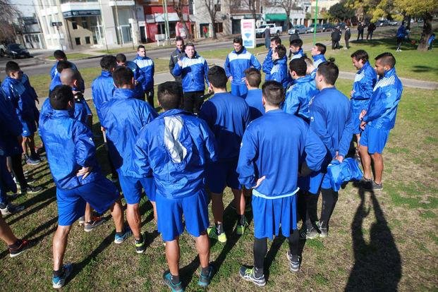 San Carlos en huelga: el plantel dejó de entrenar