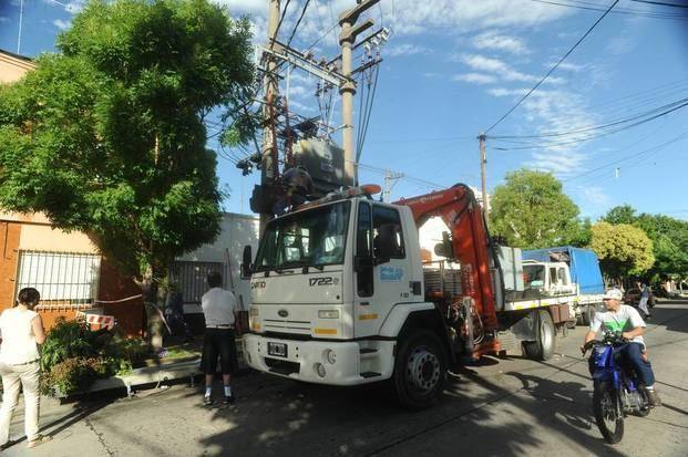 Un juez platense llama a no pagar la luz: “Es un disparate”, dice Edelap